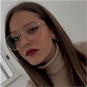 Insegnante pluridisciplinare per alunni scuole medie